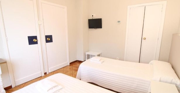 Hostal Tropical