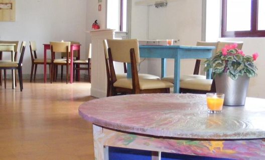 Hostal Truthostel