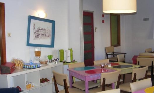 Hostal Truthostel