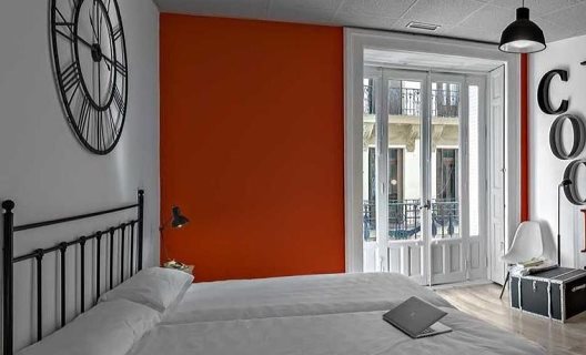 Hostal U Hostels