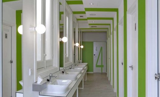Hostal U Hostels
