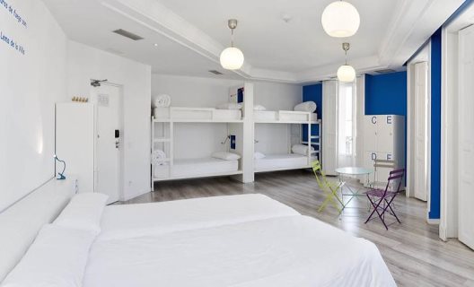 Hostal U Hostels