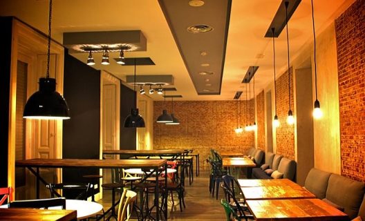 Hostal U Hostels