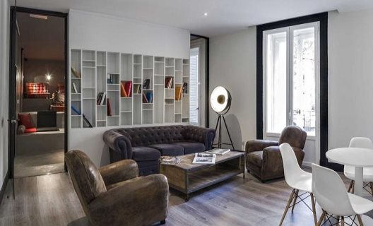 Hostal U Hostels