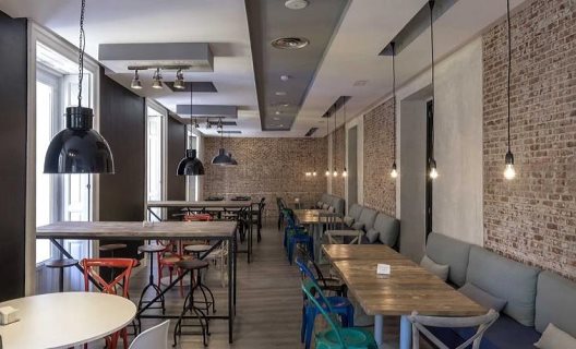 Hostal U Hostels