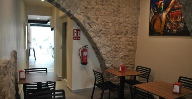 Hostal Universitat Cervera