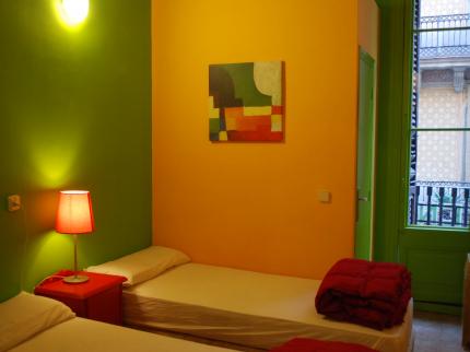 Hostal V Downtown