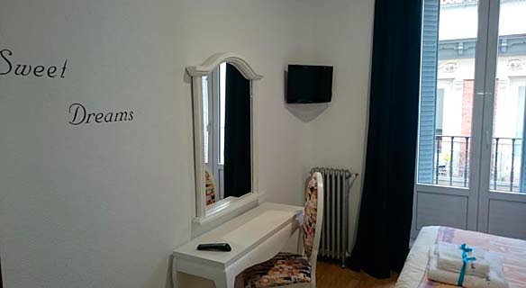 Hostal Vazquez De Mella