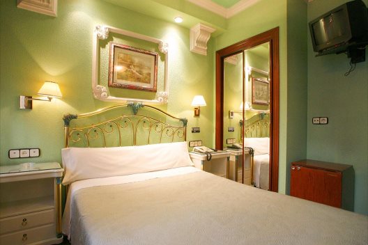 Hostal Victoria III