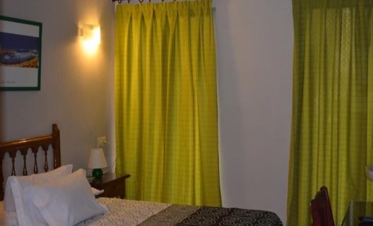Hostal Waksman