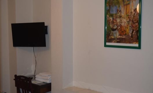 Hostal Waksman