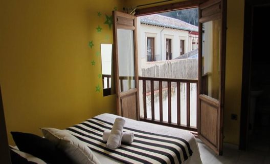 Hostal White Nest