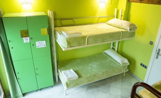Hostal White Nest