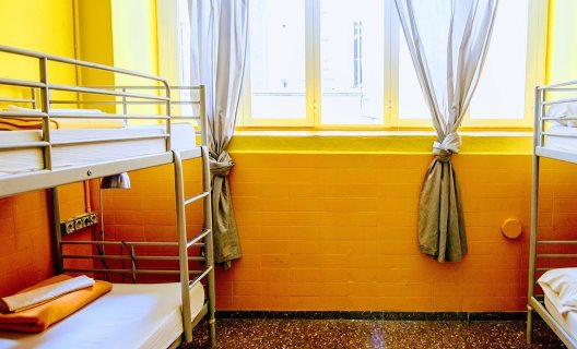 Hostal Yellow Nest