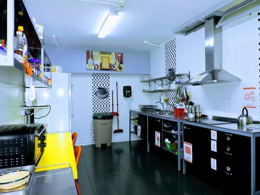 Hostal Yellow Nest
