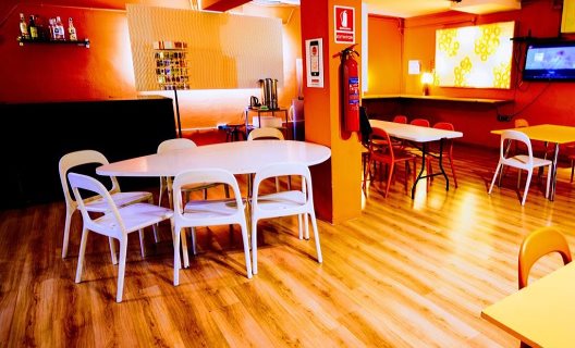 Hostal Yellow Nest