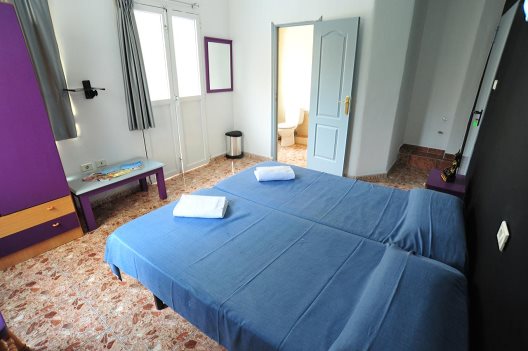 Hostel Alcaravaneras