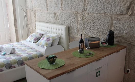 Hostel & Apartments Happy Porto