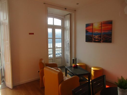 Hostel & Apartments Happy Porto