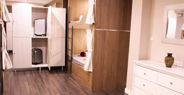 Hostel Barcelona And You Sagrada Familia