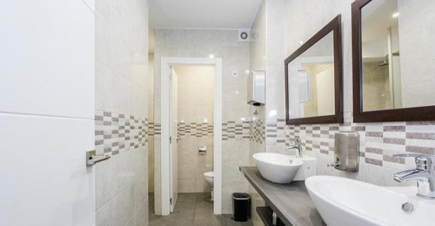 Hostel Barcelona And You Sagrada Familia