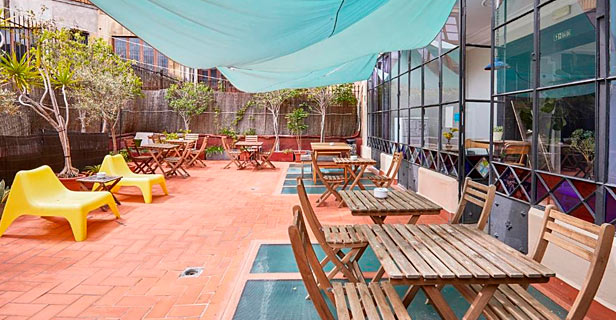 Hostel Ella Gran Vía Barcelona