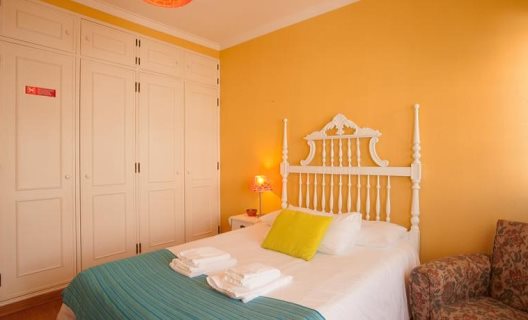 Hostel Ericeira Chill Hill 2 - Peach Garden