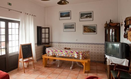 Hostel Ericeira Chill Hill 2 - Peach Garden