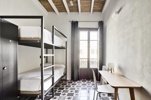 Hostel Fleming Albergue Juvenil