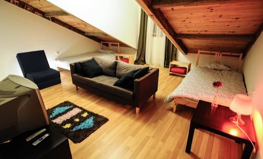 Hostel Gz