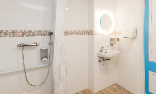 Hostel Singular By Eurotels  Albergue Juvenil