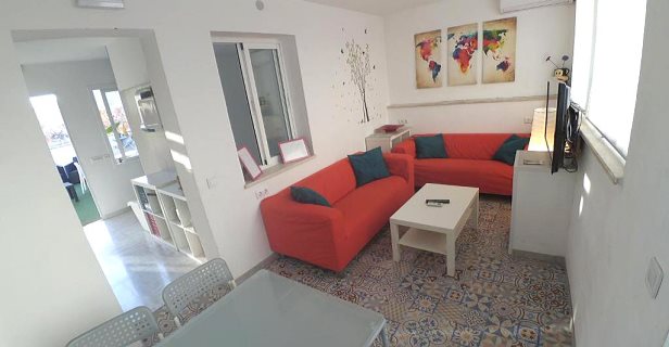 Hostel The Spot Central