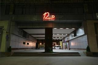 Hotel 12 Inn Bulvar