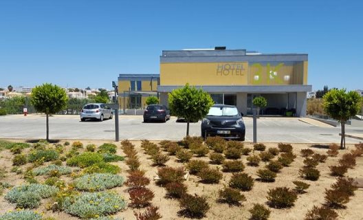 Hotel 3k Aeroporto De Faro