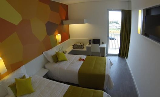 Hotel 3k Aeroporto De Faro