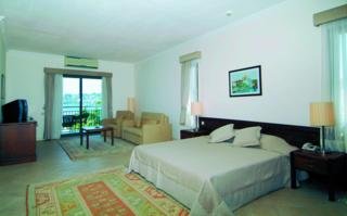 Hotel 3s Beach Club