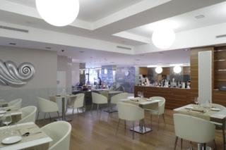 Hotel 4 Viale Masini Design