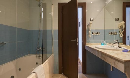 Hotel 40 Nudos