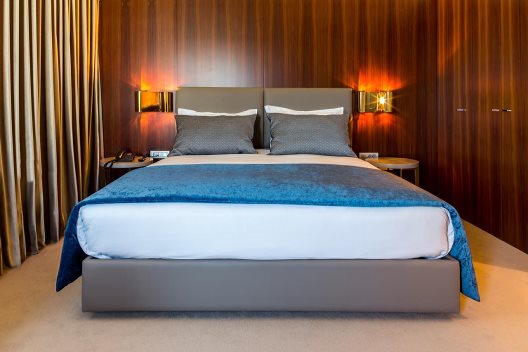 Hotel 4615