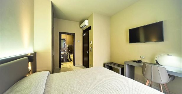 Hotel Aaron
