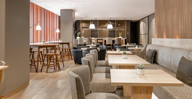Hotel Ac La Rioja By Marriott