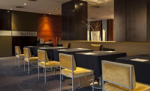 Hotel Ac Los Vascos