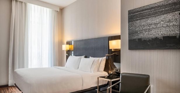 Hotel Ac Palacio Universal