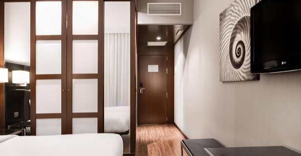 Hotel Ac Palacio Universal