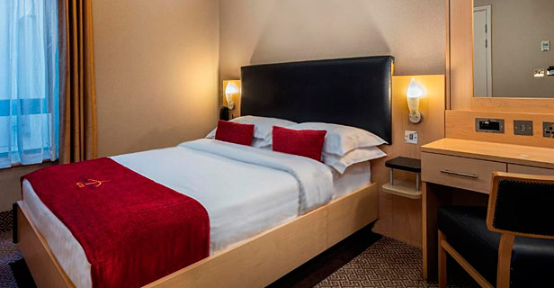 Hotel Academy Plaza