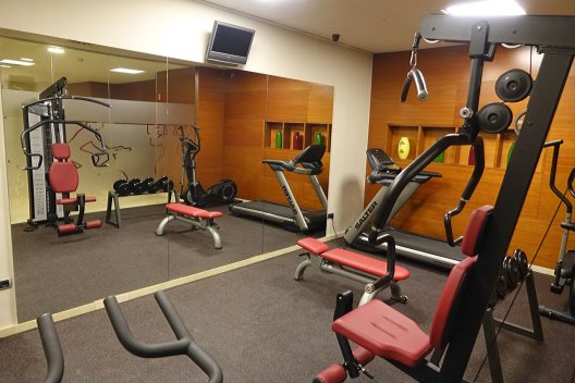 Hotel Acevi Villarroel