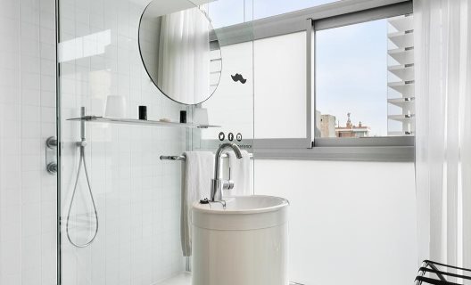 Hotel Acta Mimic