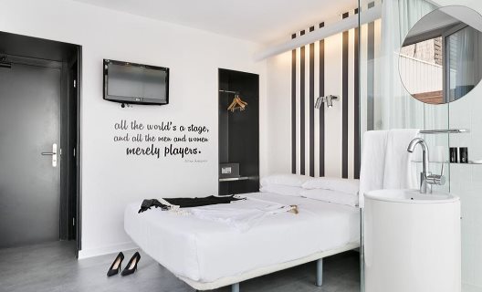 Hotel Acta Mimic