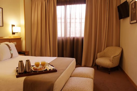 Hotel Acta Pirámides