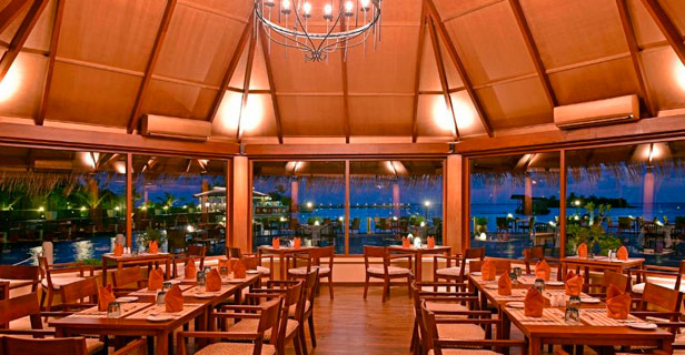 Hotel Adaaran Select Hudhuranfushi Resort